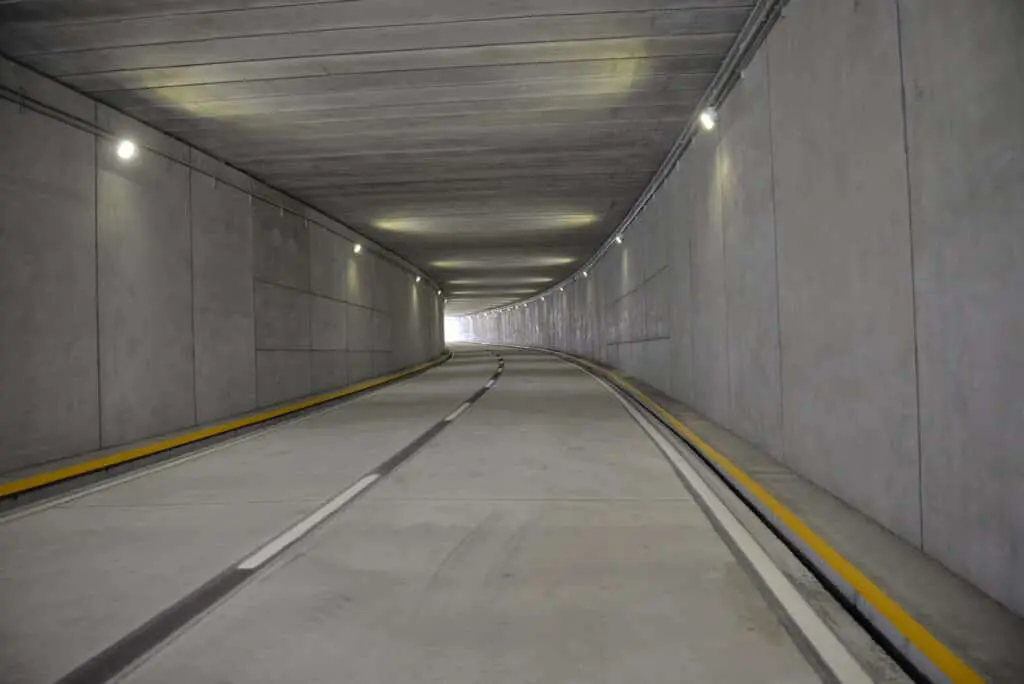 Recomendaciones al conducir por el túnel de plaza españa Tunel de plaza españa