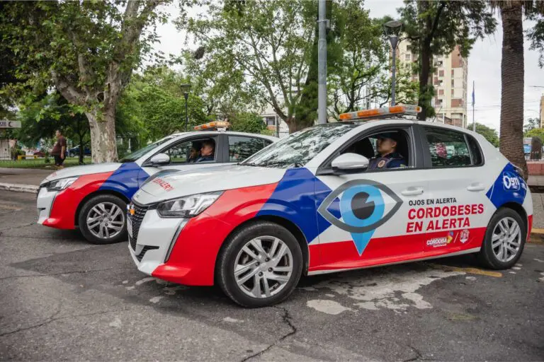 Ojos en alerta en córdoba: cómo funciona el programa de seguridad vecinal Cordobeses en alerta es una herramienta de participación ciudadana diseñada para prevenir el delito que conecta a los vecinos con las fuerzas de seguridad a través de whatsapp.