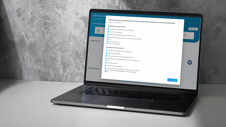 Pantalla de computadora mostrando el formulario online para solicitar partidas de nacimiento, matrimonio y defunción en la municipalidad de córdoba
