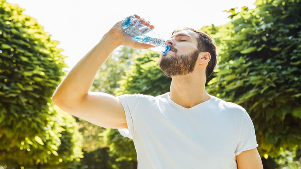 La hidratación es la clave para evitar un golpe de calor