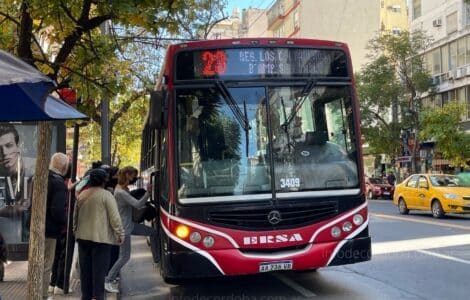 Cuánto cuesta el boleto urbano en Córdoba, cuál es la tarifa nocturna, boleto educativo, boleto obrero social, AeroBus y más.