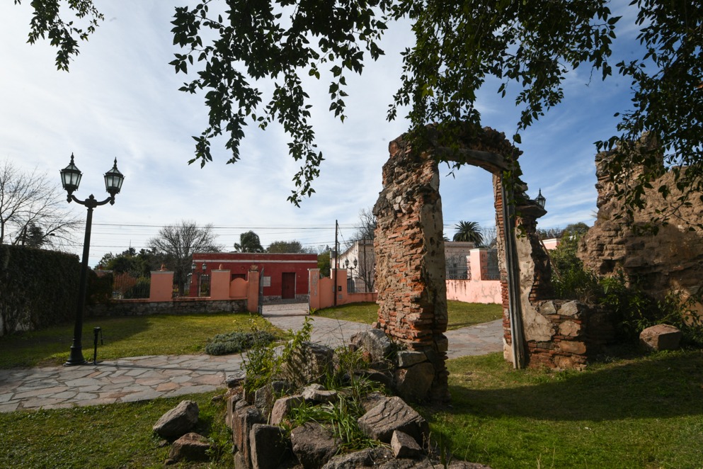 Villa Tulumba: Un Tesoro Colonial En Córdoba Que Enamora Al Mundo